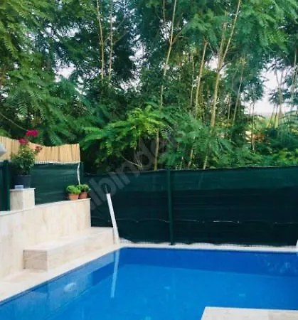 Gunluk Kiralik Havuzlu Villa Sakarya (Marmara)